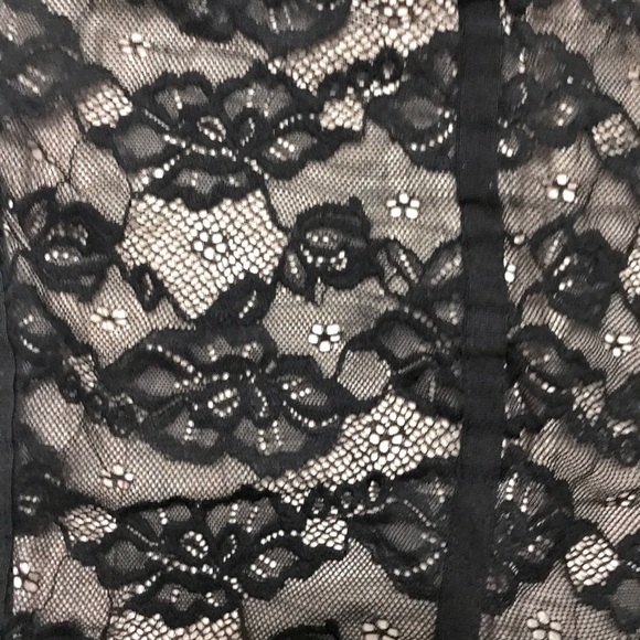 H&M BLACK LACE SHORT SLEEVE DRESS - Picture 3 of 5